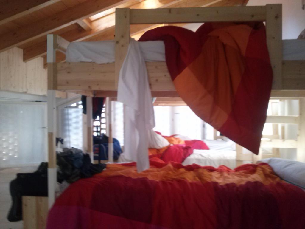 Auberge de jeunesse Casa Rossa Laveno-Mombello