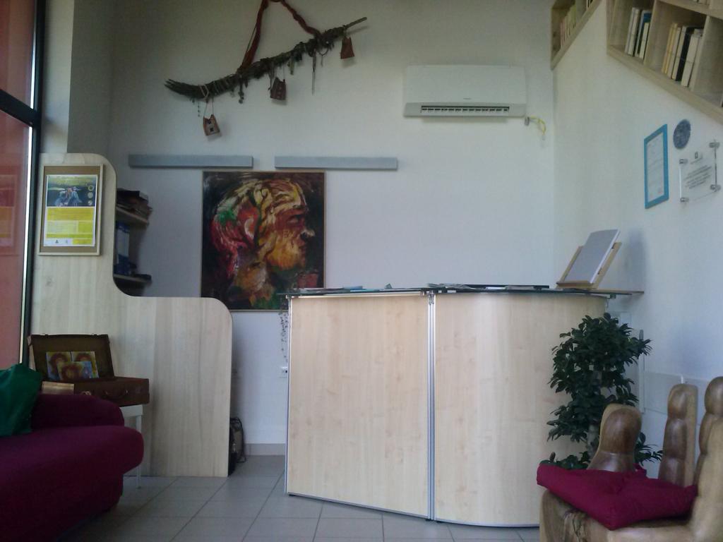 Hostel Casa Rossa Laveno-Mombello